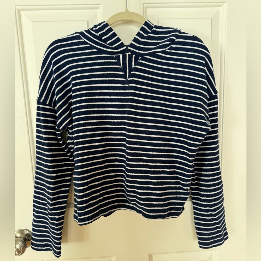 Love by GAP hooded sweatshirt, Small